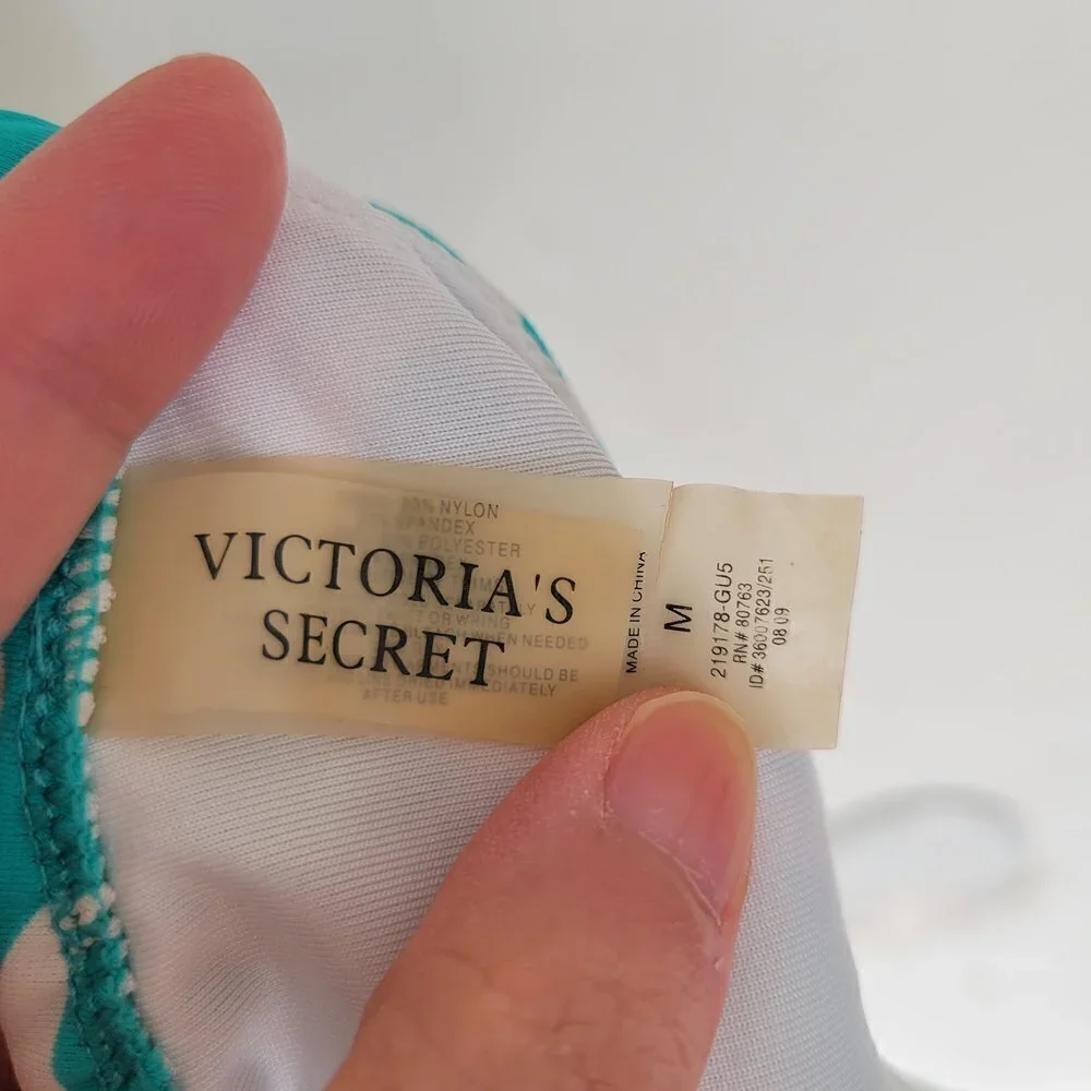 Victoria's Secret Teal Circle Pattern Triangle Bikini Top Swimsuit Size Medium